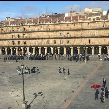 Amazing Views With Balconies Inside Of The Plaza Mayor Appartamento Salamanca